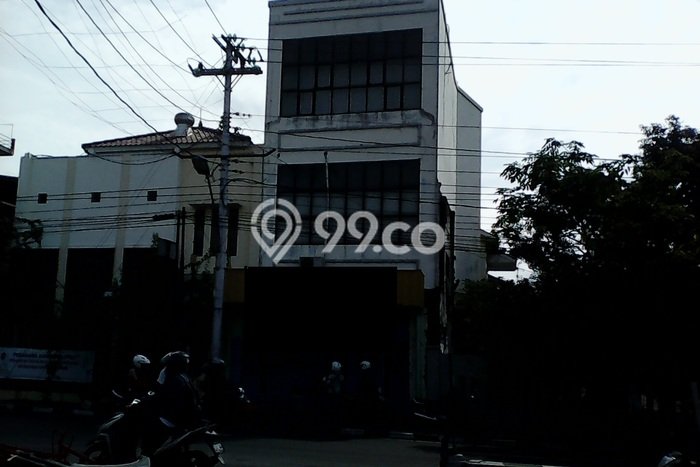 LOKASI STRATEGIS! Ruko Kawasan Mlati, Luas 240m², Area Bisnis LOKASI STRATEGIS! Ruko Kawasan Mlati, Luas 240m², Area Bisnis