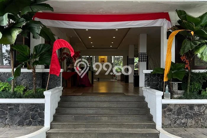 LOKASI TERBAIK! Hotel Kawasan , Luas 3e+07m2m², Jalan Strategis LOKASI TERBAIK! Hotel Kawasan , Luas 3e+07m2m², Jalan Strategis