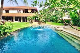 Hunian Strategis 5 KT LB 1130m2 Kondisi Bagus di Pejaten Hunian Strategis 5 KT LB 1130m2 Kondisi Bagus di Pejaten