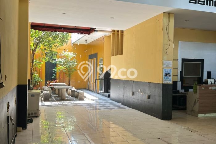 Ruko Dijual di Semarang LT 180m2 & LB 296m2 Lokasi Terbaik! Ruko Dijual di Semarang LT 180m2 & LB 296m2 Lokasi Terbaik!