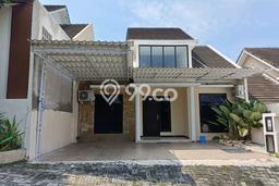 Hunian Cantik Modern Lb 90m2 di Tembalang, Semarang Hunian Cantik Modern Lb 90m2 di Tembalang, Semarang