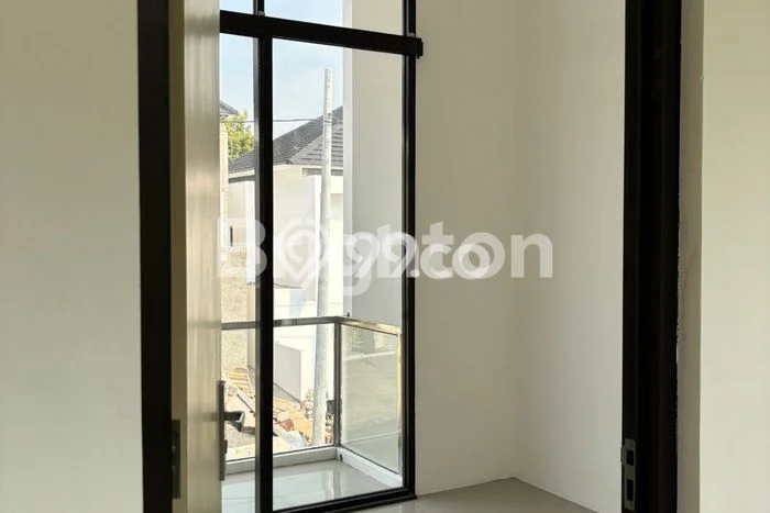 Dijual Rumah 3 Kamar Lokasi Ideal Bagus dan Strategis di Ngaliyan Dijual Rumah 3 Kamar Lokasi Ideal Bagus dan Strategis di Ngaliyan