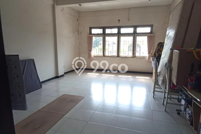 Ruko Dijual di Rungkut Surabaya dengan LB 255m2 Ruko Dijual di Rungkut Surabaya dengan LB 255m2