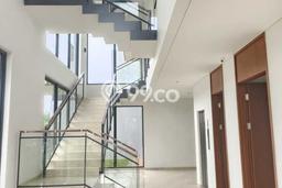 Rumah Elit LB 465m2 Siap Huni Desain Elegan di BSD, Tangerang Rumah Elit LB 465m2 Siap Huni Desain Elegan di BSD, Tangerang