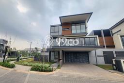 Jual Rumah Luas Megah Dengan View Eksklusif di BSD City, Tangerang Jual Rumah Luas Megah Dengan View Eksklusif di BSD City, Tangerang