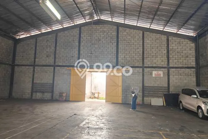 Gudang Disewakan Lokasi BSD Tangerang Selatan Harga Spesial! Gudang Disewakan Lokasi BSD Tangerang Selatan Harga Spesial!