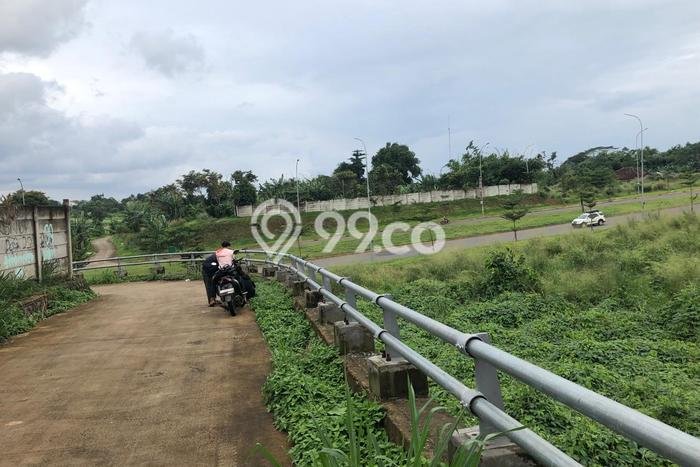 Disewakan Tanah di BSD Tangerang Seluas 2000m2 Disewakan Tanah di BSD Tangerang Seluas 2000m2