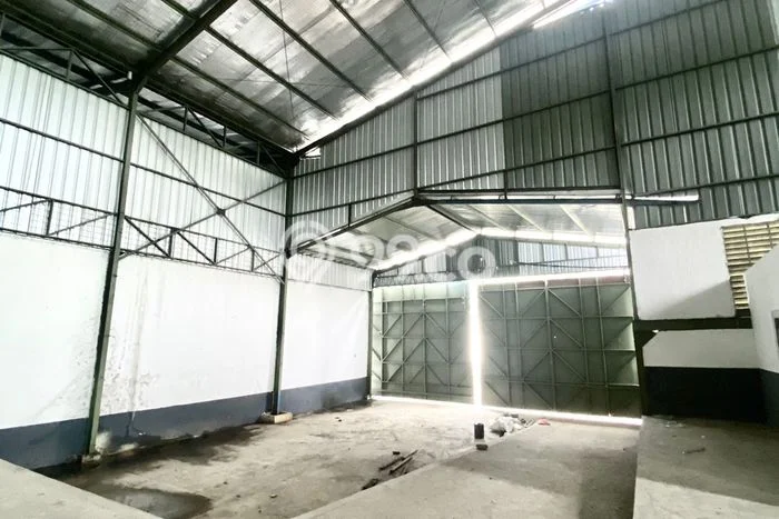 Gudang disewakan lokasi strategis Gunung Putri Bogor 10000m2 Gudang disewakan lokasi strategis Gunung Putri Bogor 10000m2