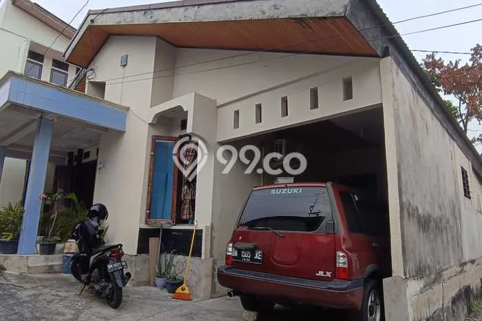 Rumah Nyaman 3 KT LB 165m2 Kondisi Bagus di Harapan Raya Rumah Nyaman 3 KT LB 165m2 Kondisi Bagus di Harapan Raya