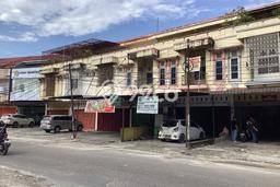 Ruko disewakan lokasi strategis Tampan Pekanbaru 180m2 Ruko disewakan lokasi strategis Tampan Pekanbaru 180m2