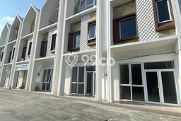 Ruko Dijual di Pekanbaru LT 80m2 & LB 242m2 Lokasi Terbaik! Ruko Dijual di Pekanbaru LT 80m2 & LB 242m2 Lokasi Terbaik!
