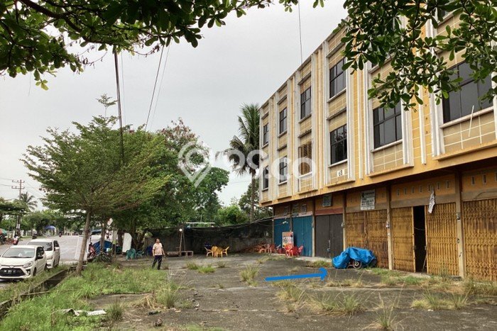 Ruko Dijual Lokasi Stratagis di Tenayan Raya Pekanbaru Cocok untuk Investasi Ruko Dijual Lokasi Stratagis di Tenayan Raya Pekanbaru Cocok untuk Investasi