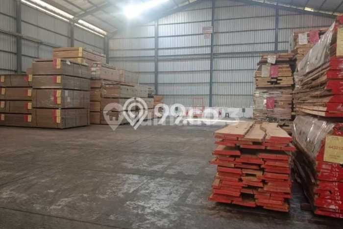 Untuk Dijual! Gudang di Kendal Kendal LT 10000m2 / LB 2800m2 Kawasan Strategis Untuk Dijual! Gudang di Kendal Kendal LT 10000m2 / LB 2800m2 Kawasan Strategis