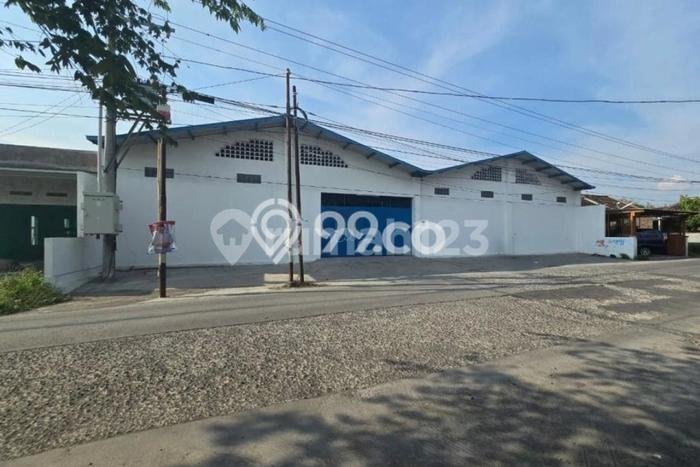 Gudang bagus disewakan di Gondangrejo Karanganyar dengan LB 500m2 harga sewa terbaik Gudang bagus disewakan di Gondangrejo Karanganyar dengan LB 500m2 harga sewa terbaik