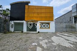 Unit Komersial disewakan di Colomadu Karanganyar dengan LT 2430m2 / LB 762m2 Unit Komersial disewakan di Colomadu Karanganyar dengan LT 2430m2 / LB 762m2