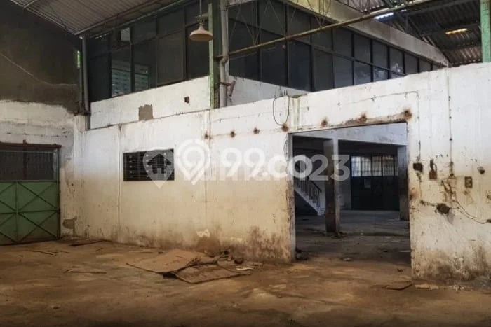 Unit Gudang Dijual di Jebres Surakarta 2000m2 Unit Gudang Dijual di Jebres Surakarta 2000m2