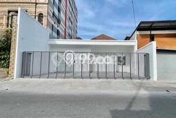 Komersial disewakan di Laweyan Solo dengan luas bangunan 250m2 Komersial disewakan di Laweyan Solo dengan luas bangunan 250m2