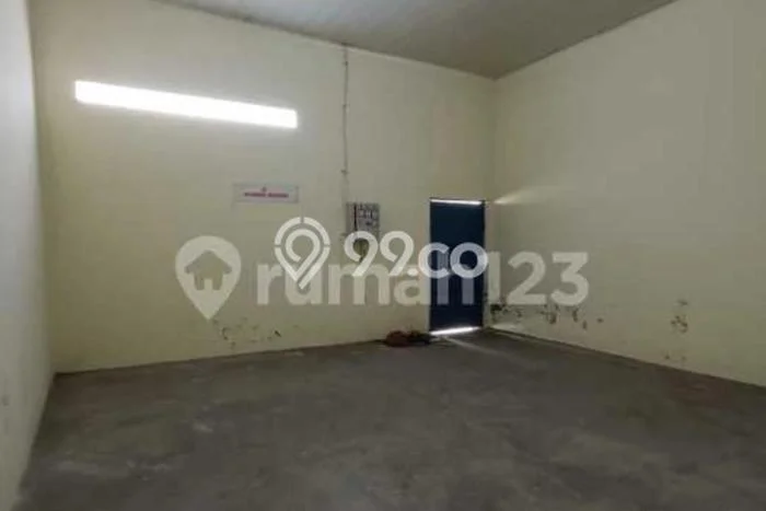 Gudang Disewakan di Kawasan Ramai Banjarsari, Solo Gudang Disewakan di Kawasan Ramai Banjarsari, Solo