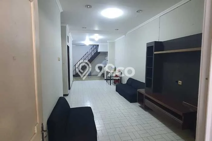 Rumah sewa siap pakai 4 Kamar Tidur di Duri Kosambi, Jakarta Barat Rumah sewa siap pakai 4 Kamar Tidur di Duri Kosambi, Jakarta Barat