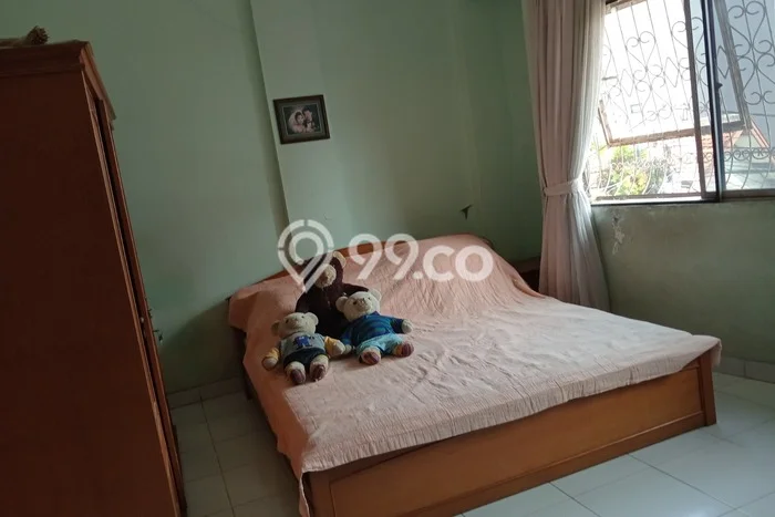 Unit Ruko Dijual di Jakarta Barat LT 110m2 & LB 240m2 Unit Ruko Dijual di Jakarta Barat LT 110m2 & LB 240m2