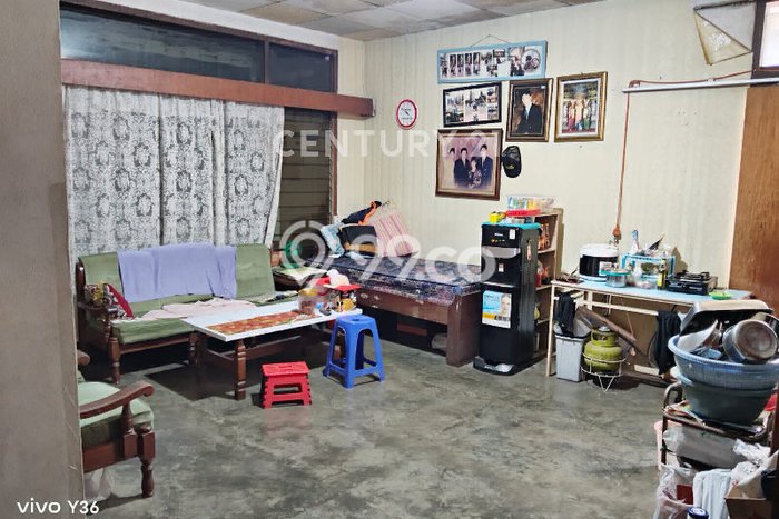 Ruko Dijual di Babakan Ciparay Bandung dengan LB 650m2 Ruko Dijual di Babakan Ciparay Bandung dengan LB 650m2