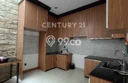 Rumah Strategis Modern Lb 245m2 di Kiaracondong, Bandung Rumah Strategis Modern Lb 245m2 di Kiaracondong, Bandung