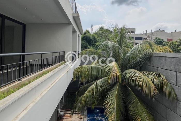 Ready to Use! Premium House LT 1046m2 Desain Modern di BSD Bukit Golf Ready to Use! Premium House LT 1046m2 Desain Modern di BSD Bukit Golf