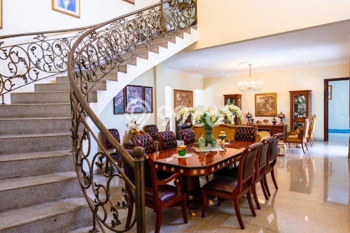 For Sale! Premium House LT 580m2 Desain Elegan di BSD Bukit Golf For Sale! Premium House LT 580m2 Desain Elegan di BSD Bukit Golf