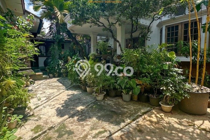 Rumah Mewah LB 700m2 Siap Huni Desain Elegan di Kemang, Jakarta Selatan Rumah Mewah LB 700m2 Siap Huni Desain Elegan di Kemang, Jakarta Selatan