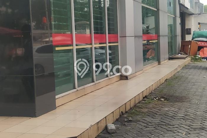 Ruko Dijual di Prime Area Jakarta Barat Luas 200m2 Ruko Dijual di Prime Area Jakarta Barat Luas 200m2