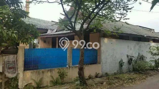 Lokasi strategis! Rumah siap pakai dikontrakkan di Tangerang LB 200m2 Lokasi strategis! Rumah siap pakai dikontrakkan di Tangerang LB 200m2