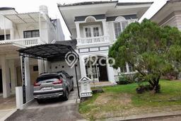Ready to Use! Luxury House LT 275m2 Desain Elegan di Kota Wisata Ready to Use! Luxury House LT 275m2 Desain Elegan di Kota Wisata