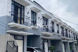 For Sale Hunian Rumah Terawat 3 Kamar di Cibubur, Jakarta Timur For Sale Hunian Rumah Terawat 3 Kamar di Cibubur, Jakarta Timur