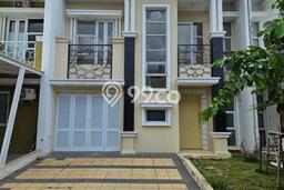 Ready to Use! Premium House LT 136m2 Desain Modern di Gading Serpong Ready to Use! Premium House LT 136m2 Desain Modern di Gading Serpong