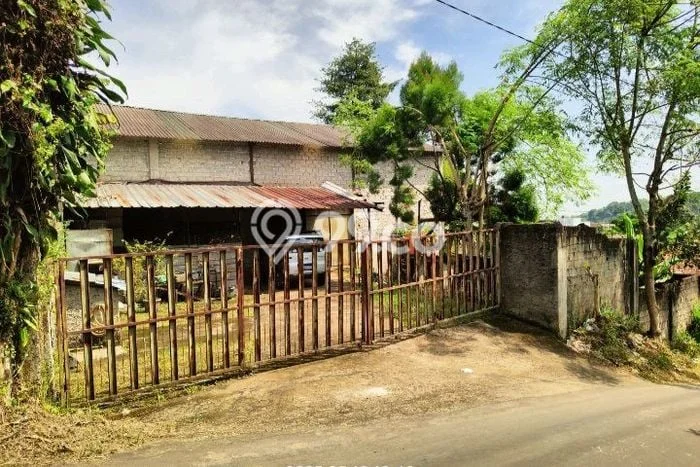Gudang Dijual di Ciawi LT 455m2, LB 255m2 Solusi Investasi Cerdas Gudang Dijual di Ciawi LT 455m2, LB 255m2 Solusi Investasi Cerdas