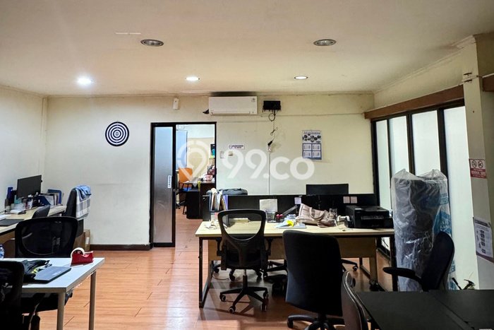 Lokasi Strategis! Dijual Ruko Bisnis di Tebet, Jakarta Selatan Kondisi Baik Lokasi Strategis! Dijual Ruko Bisnis di Tebet, Jakarta Selatan Kondisi Baik
