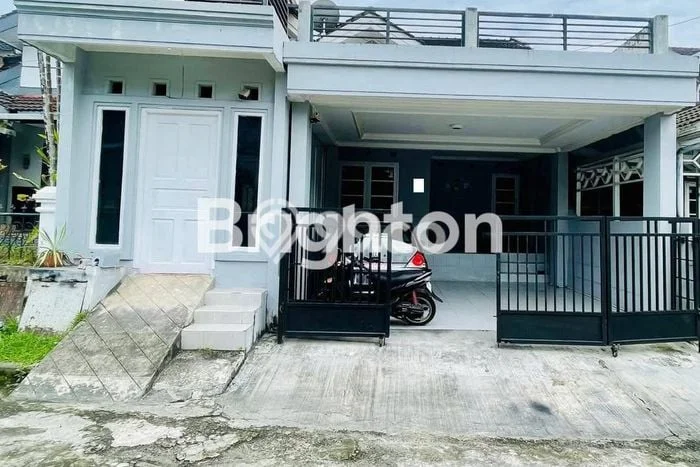 Siap Huni Hunian Elit 6 Kamar di Balikpapan Timur Dekat ke Mana Saja Siap Huni Hunian Elit 6 Kamar di Balikpapan Timur Dekat ke Mana Saja