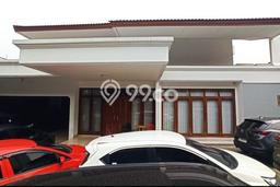 Hunian Mewah Siap Huni LT 493m2 di Kebayoran Baru, Jakarta Selatan Hunian Mewah Siap Huni LT 493m2 di Kebayoran Baru, Jakarta Selatan