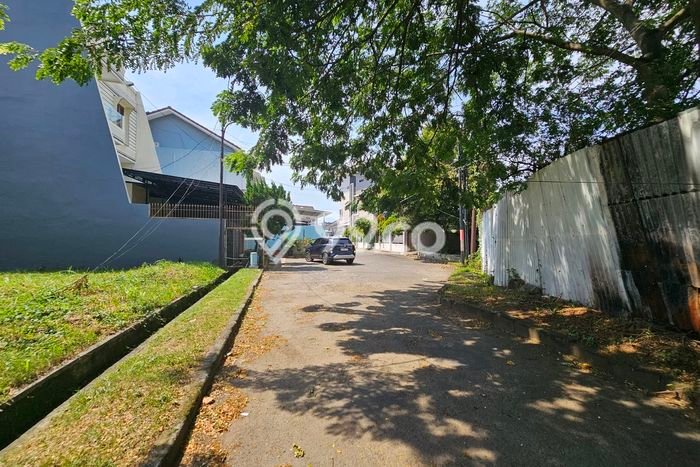 Dijual Tanah Lokasi Taman Surya, Jakarta Barat Seluas 225m2 Dijual Tanah Lokasi Taman Surya, Jakarta Barat Seluas 225m2