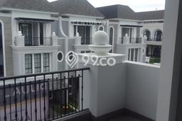 Rumah Eksklusif Siap Huni LT 105m2 di Duren Sawit, Jakarta Timur Rumah Eksklusif Siap Huni LT 105m2 di Duren Sawit, Jakarta Timur