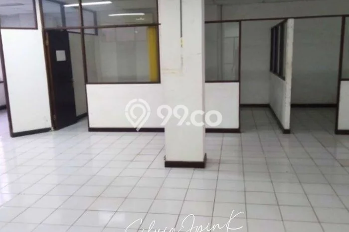 Gudang Disewakan Lokasi Kemayoran Jakarta Pusat Harga Spesial! Gudang Disewakan Lokasi Kemayoran Jakarta Pusat Harga Spesial!
