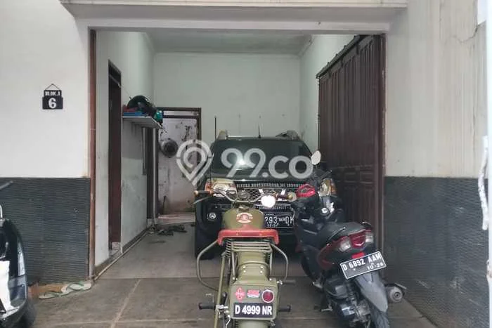 Hunian Eksklusif Siap Huni LT 284m2 di Babakan Ciparay, Bandung Hunian Eksklusif Siap Huni LT 284m2 di Babakan Ciparay, Bandung