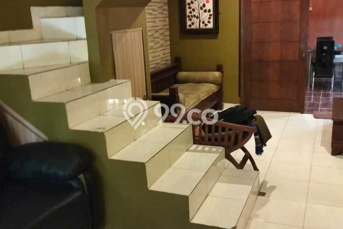 Siap Huni Rumah Minimalis & Modern LB 120m2 di Cibubur Siap Huni Rumah Minimalis & Modern LB 120m2 di Cibubur