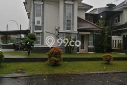 Rumah Mewah LB 115m2 Siap Huni Desain Elegan di Kota Wisata, Bogor Rumah Mewah LB 115m2 Siap Huni Desain Elegan di Kota Wisata, Bogor