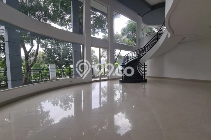Best Deal Hunian Mewah Ideal dan Luas di Wiyung, Surabaya Best Deal Hunian Mewah Ideal dan Luas di Wiyung, Surabaya