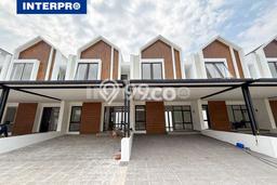 Rumah Mewah LB 120m2 Siap Huni Desain Elegan di Metland Puri, Jakarta Barat Rumah Mewah LB 120m2 Siap Huni Desain Elegan di Metland Puri, Jakarta Barat