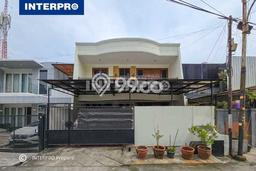 Dijual Rumah Minimalis 2,5 Lantai Siap Huni Green Garden Lt 144m2 Dijual Rumah Minimalis 2,5 Lantai Siap Huni Green Garden Lt 144m2