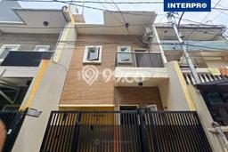 Rumah Modern 3 KT di Tanjung Duren Jakarta Barat Unfurnished Rumah Modern 3 KT di Tanjung Duren Jakarta Barat Unfurnished