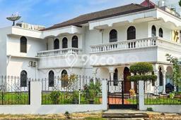 Hunian Impian Modern! Rumah Mewah area Green Ville, Jakarta Barat, Luas 575m² Bangunan 200m² Hunian Impian Modern! Rumah Mewah area Green Ville, Jakarta Barat, Luas 575m² Bangunan 200m²
