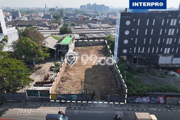 Tanah Dijual Area Strategis di Daan Mogot Jakarta Barat 1110m2 Tanah Dijual Area Strategis di Daan Mogot Jakarta Barat 1110m2